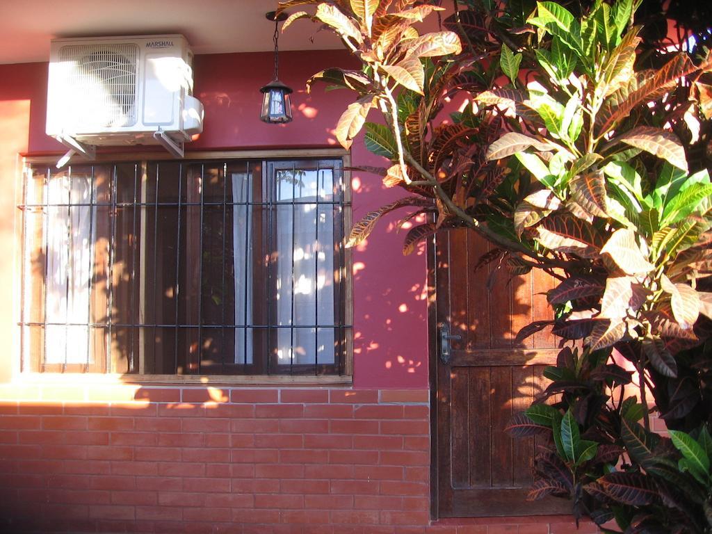 Alecrin Apart Puerto Iguazú Extérieur photo